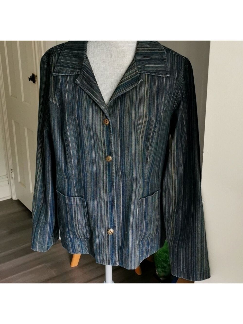 Vintage Peach Tree Originals denim striped blazer. Size Large 🇨🇦